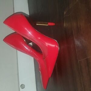 Scene heels, red, size 7 US